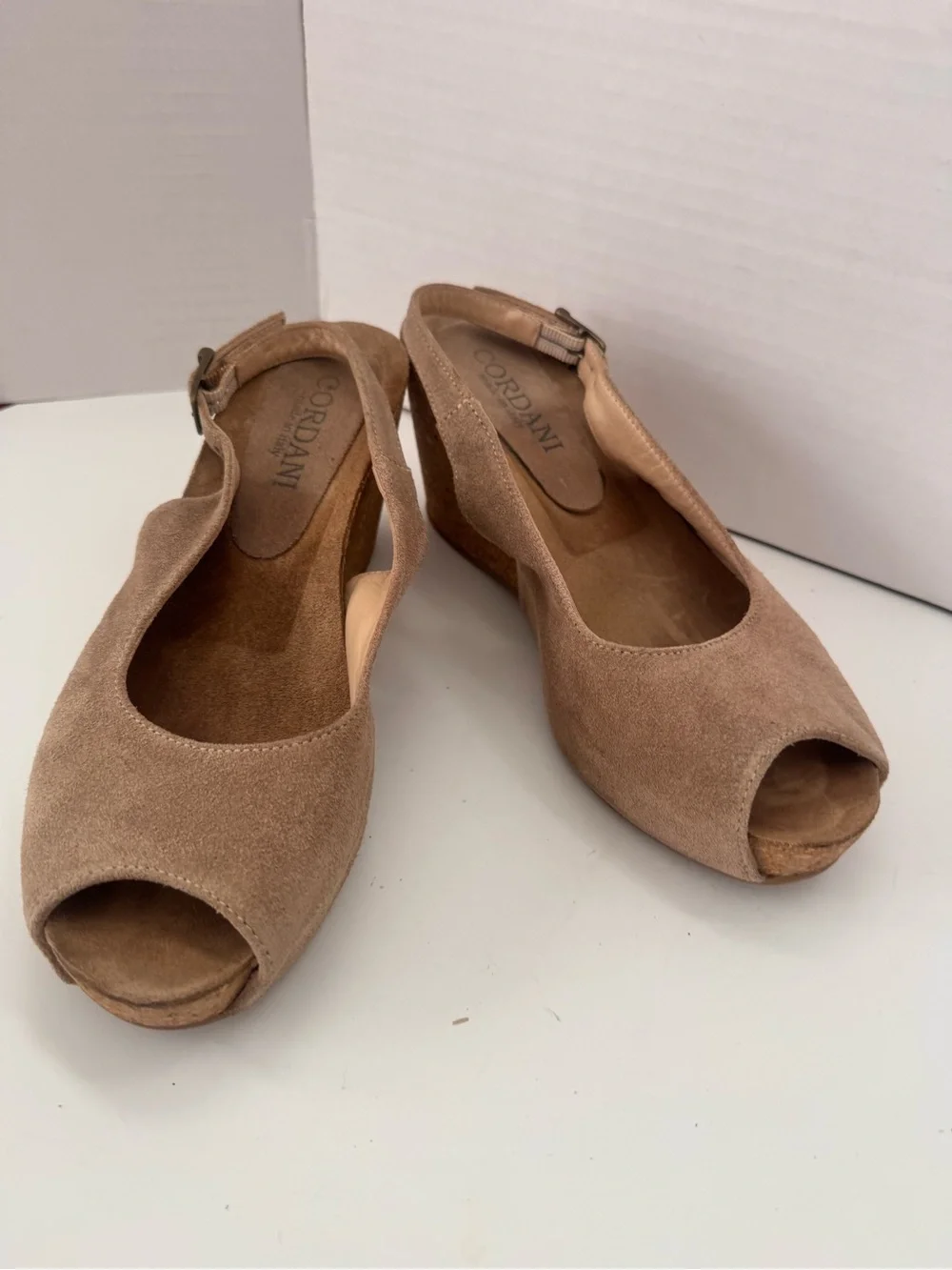 Cordani Italy Tan Suede Peep Toe Slingback Cork Wedge Sandals Size 40 US 9.5